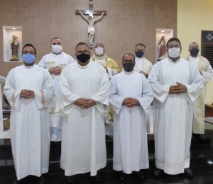 Renovação dos votos evangélicos dos Fratres: Adson Marinho, Luiz Alexandre, Ramon Bertoldo e Ricardo Mariano.